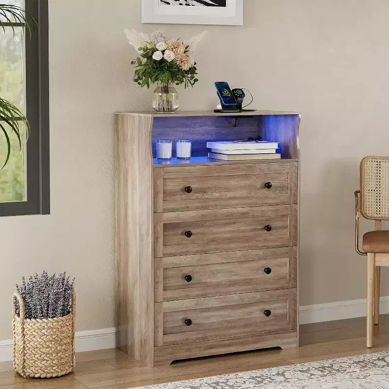 4 Drawer Wooden Dresser for Bedroom, Modern Nightstand, Wood Chest of Drawers Storage Organizer for Living Room, Hallway, Closet