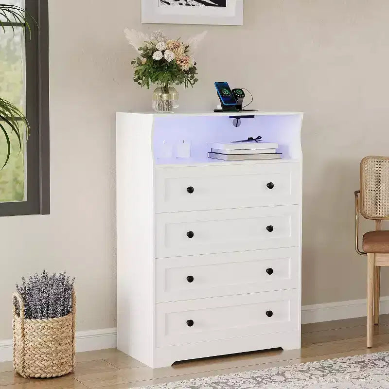 4 Drawer Wooden Dresser for Bedroom, Modern Nightstand, Wood Chest of Drawers Storage Organizer for Living Room, Hallway, Closet